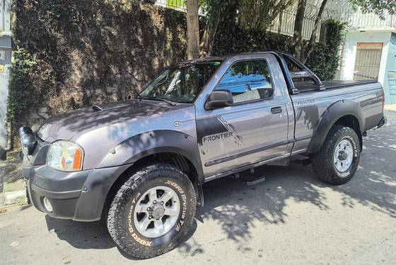 NISSAN FRONTIER 2.8 XE 4X2 CS TURBO ELETRONIC DIESEL 2P MANUAL
